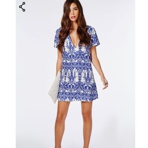 Oversized V neck shift dress white floral